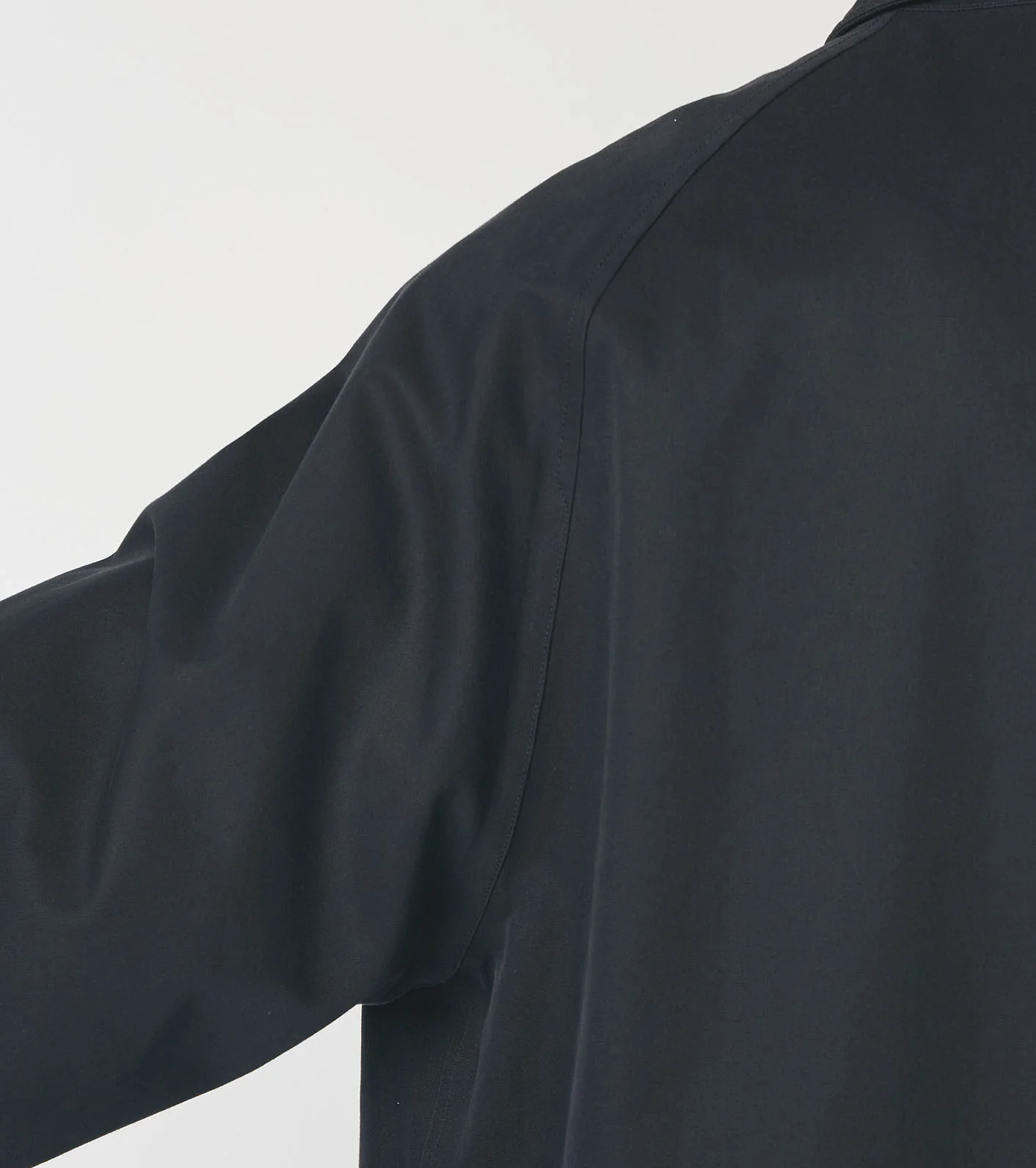 2L Cotton GORE-TEX Balmacaan Coat - Image 14