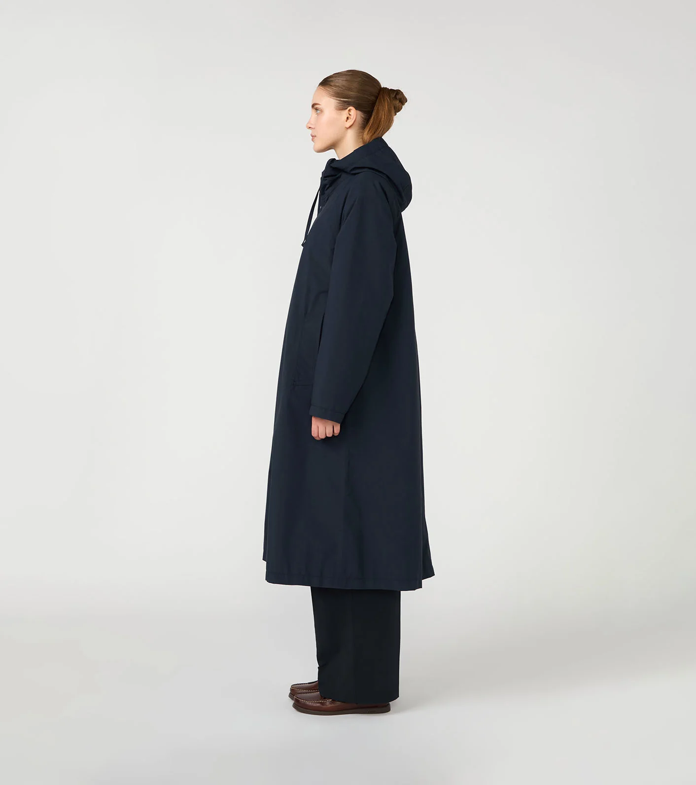 2L NYLON GORE-TEX Hooded Coat - Image 8