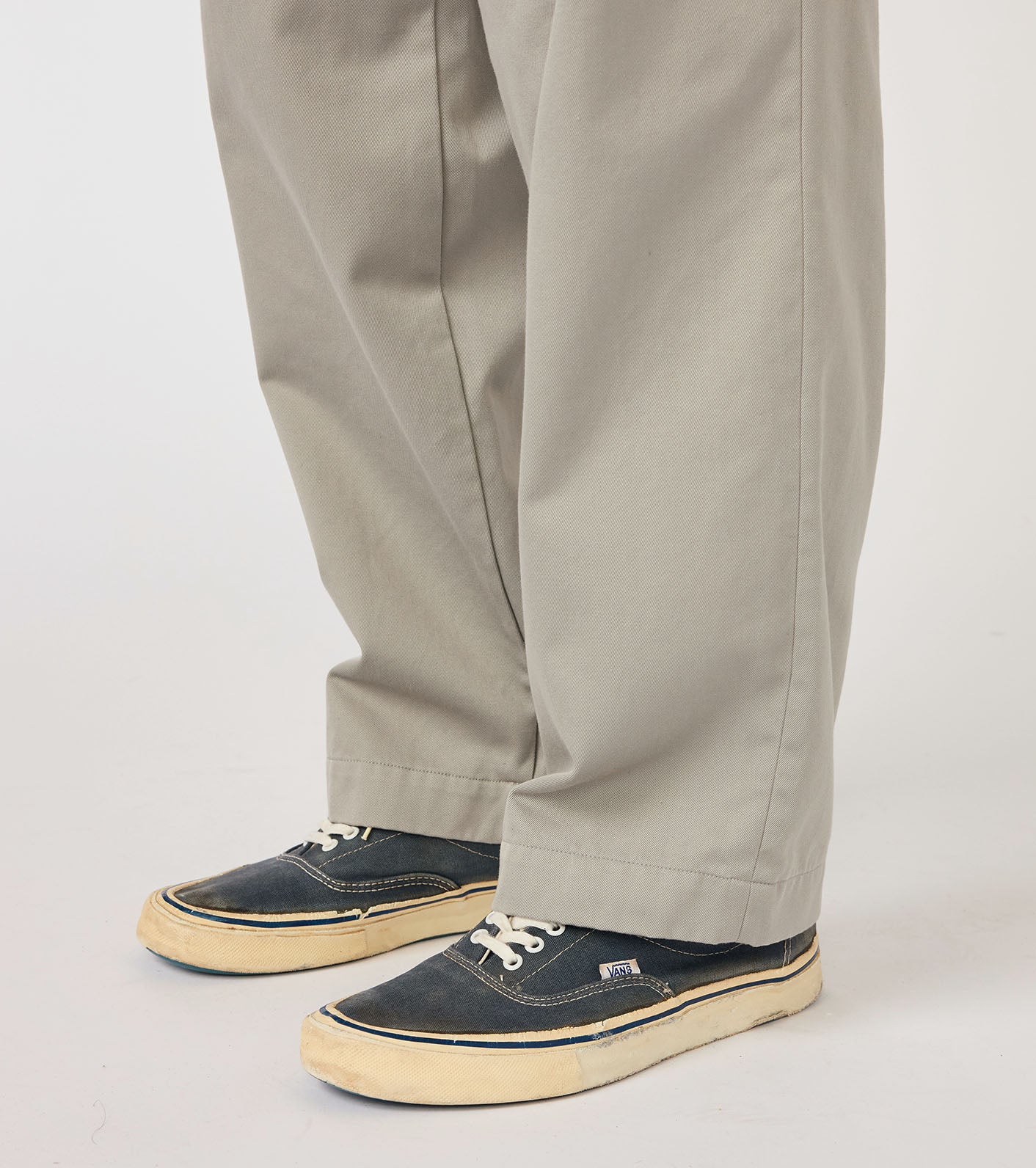 Double Pleated Chino Pants - Image 13